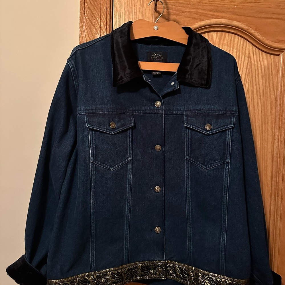 Agapo - Women's Jean Jacket - Size XL